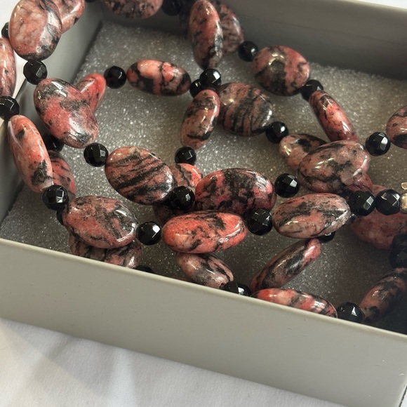 Jay King Mine Finds Rhodonite and Black Beaded Necklace 36 inch - Picture 7 of 8